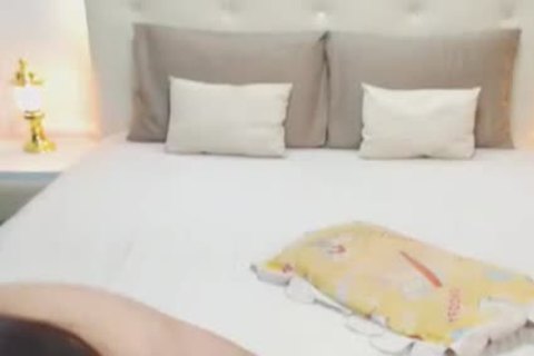 busty ladyboy Masturbating On web camera