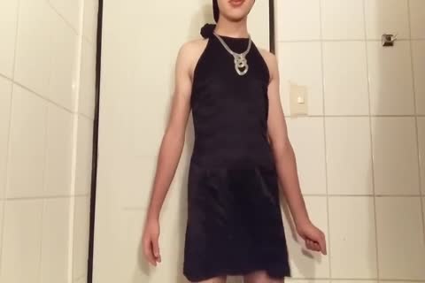 sleazy Logdicked Ladyboy In sleazy skirt