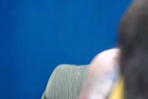 yummy Ladyboy Plays  With weenie On cam