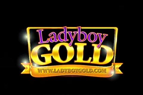 Wawab Is A Ladyboy engulfing Some 10-Pounder