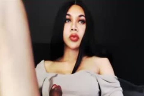 Longmint Pulls love juice Out Of Monstercock