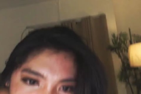 Filipina Ladyboy strip Teasing On cam