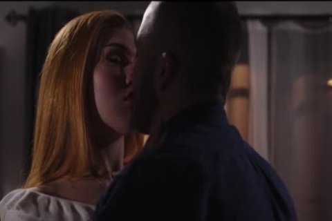 TS Daisy Enjoys fucking males butthole