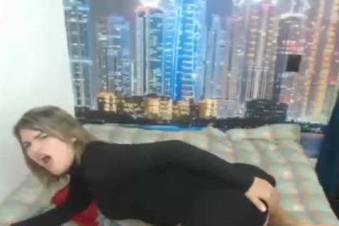 youthful lad bonks ladyboy