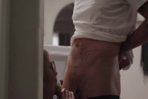 slim blonde Tbabe Crystal Thayer Rides Chris dong In bed