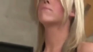 blonde Viv & t-girl Mandy